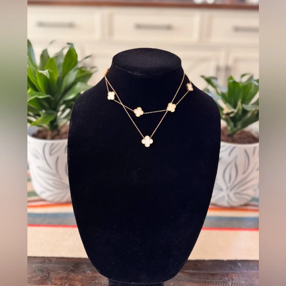 Gold and White Clover Necklace - Picture 6 of 6